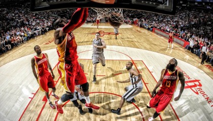 九游体育电竞-花样滑冰比赛技术动作更具观赏性，花样滑冰的比赛视频