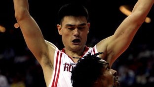 九游app下载中心-顶级中锋如何在防守端控制节奏，中锋怎么防守