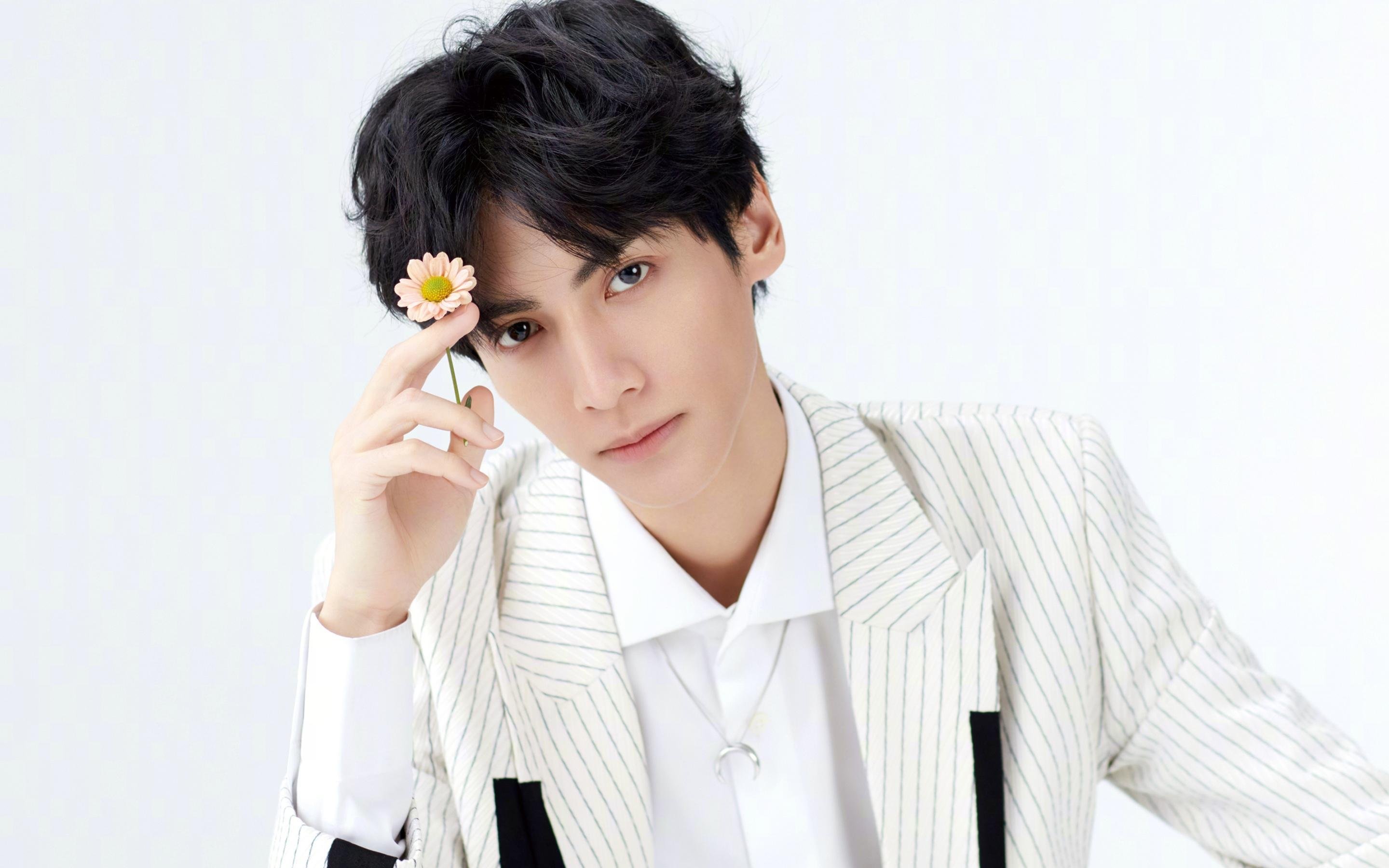 _马术表演盛典:优雅与力量的魅力展示_,马术表演完整视频在线观看