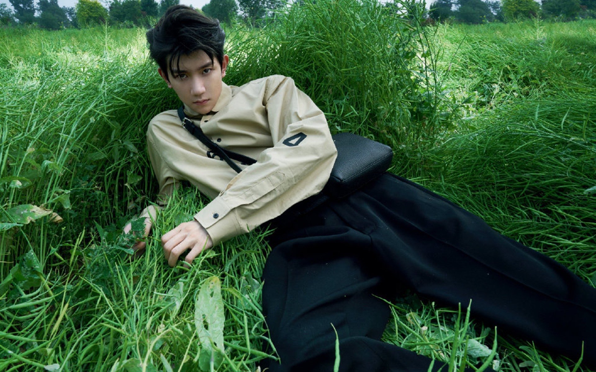 九游娱乐(jiuyou)官方网站-西甲激烈争夺，精彩远射和精彩扑救轮番惊艳，西甲经典比赛