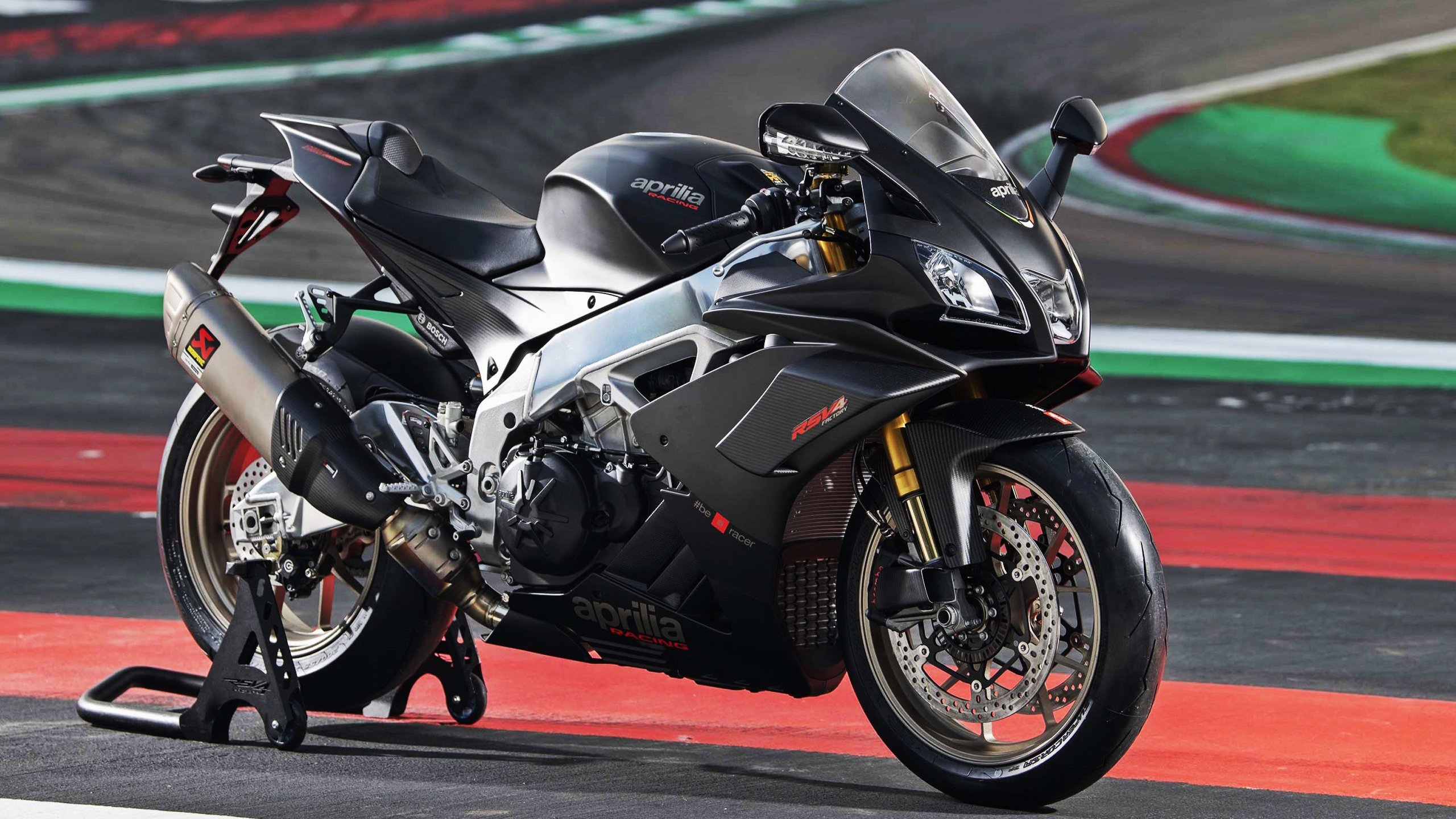 克罗地亚队在巴黎奥运会手球比赛中多次通过快速反击得分,克罗地亚男足进奥运会了吗